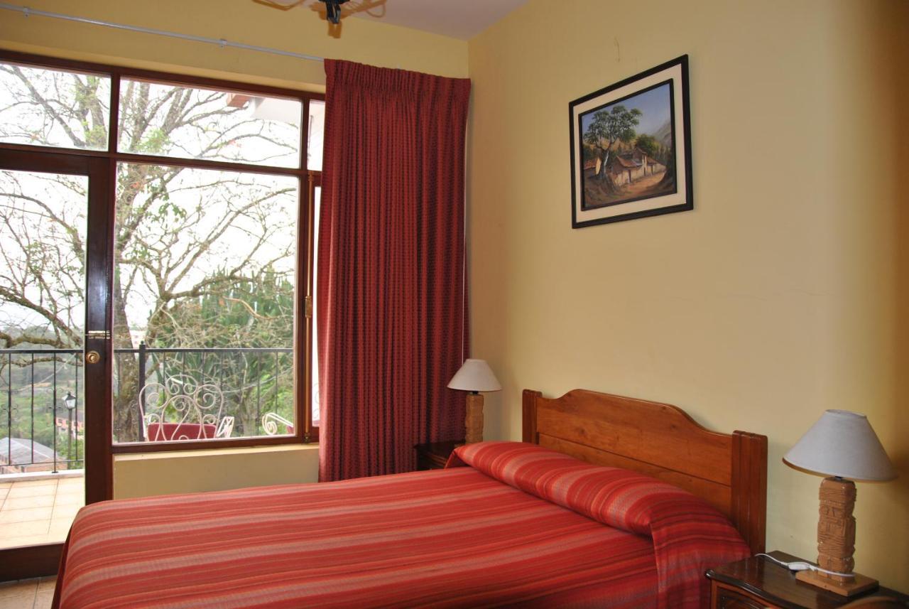 Hotel Gloria Coroico Exterior photo